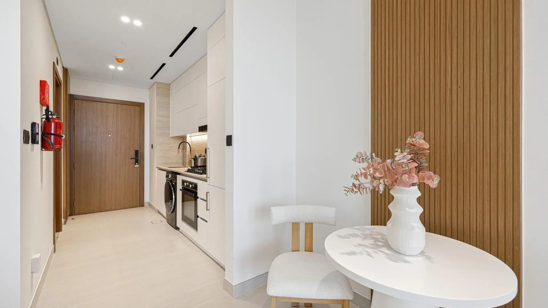 Daniels Studio At Marasi Drive With Canal View Dubai Apartment