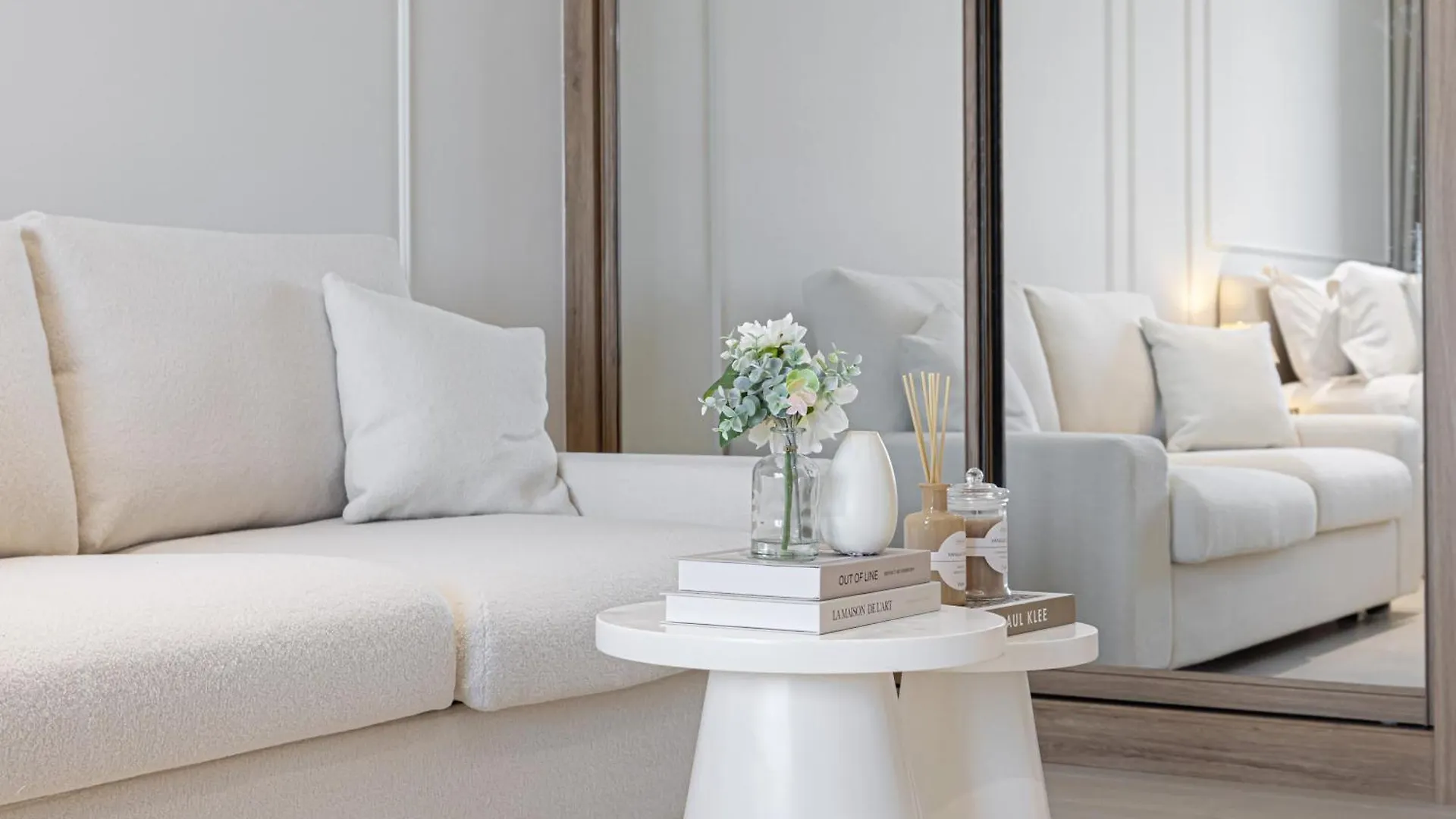 Apartment Daniels Studio At Marasi Drive With Canal View Dubai